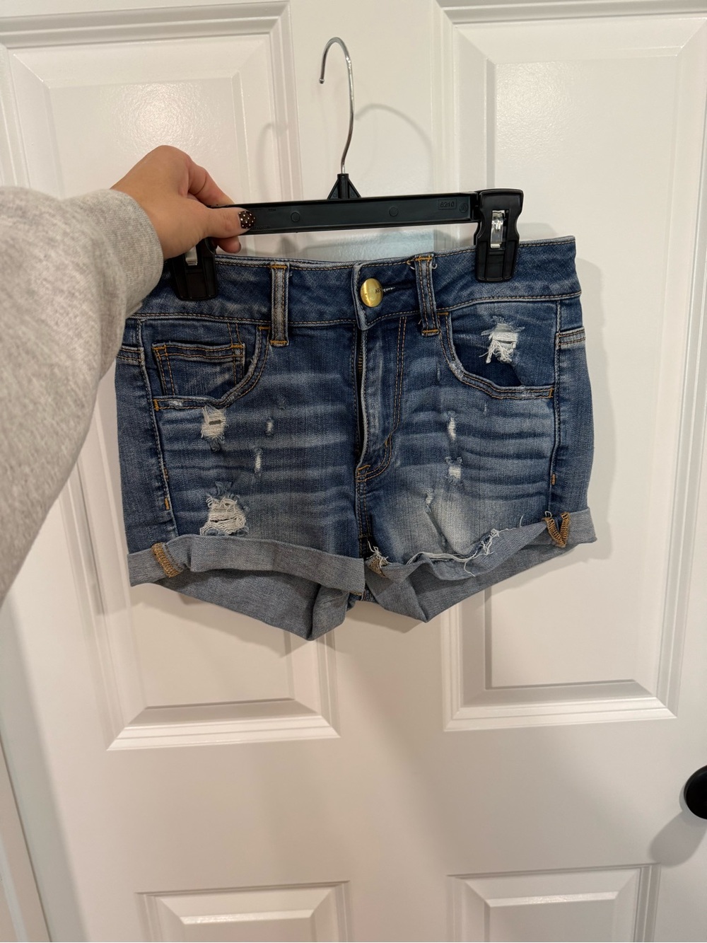 American Eagle Outfitters Distressed Rolled-Hem Jean Shorts - Blue